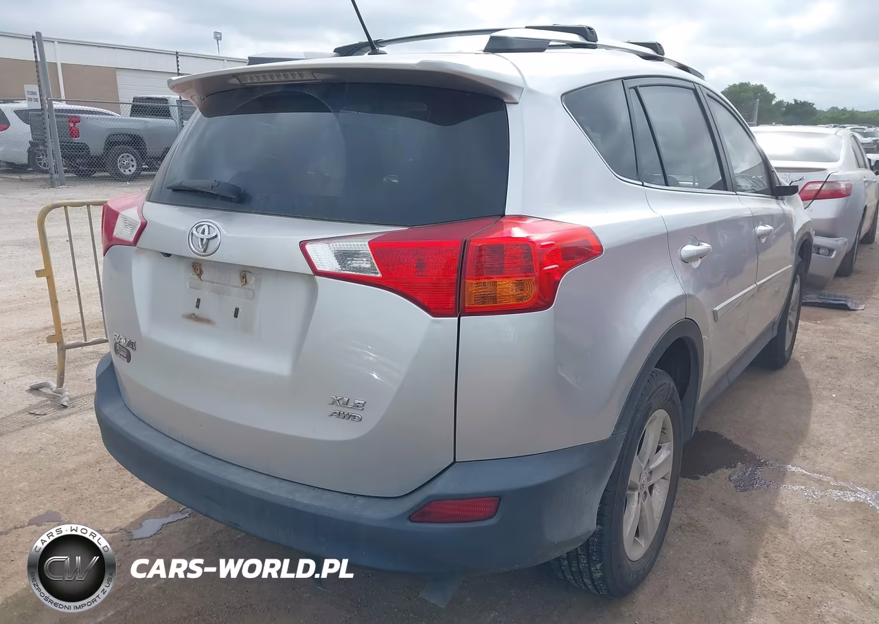 2013 Toyota Rav4 Xle VIN:2T3RFREV6DW056797 - 4