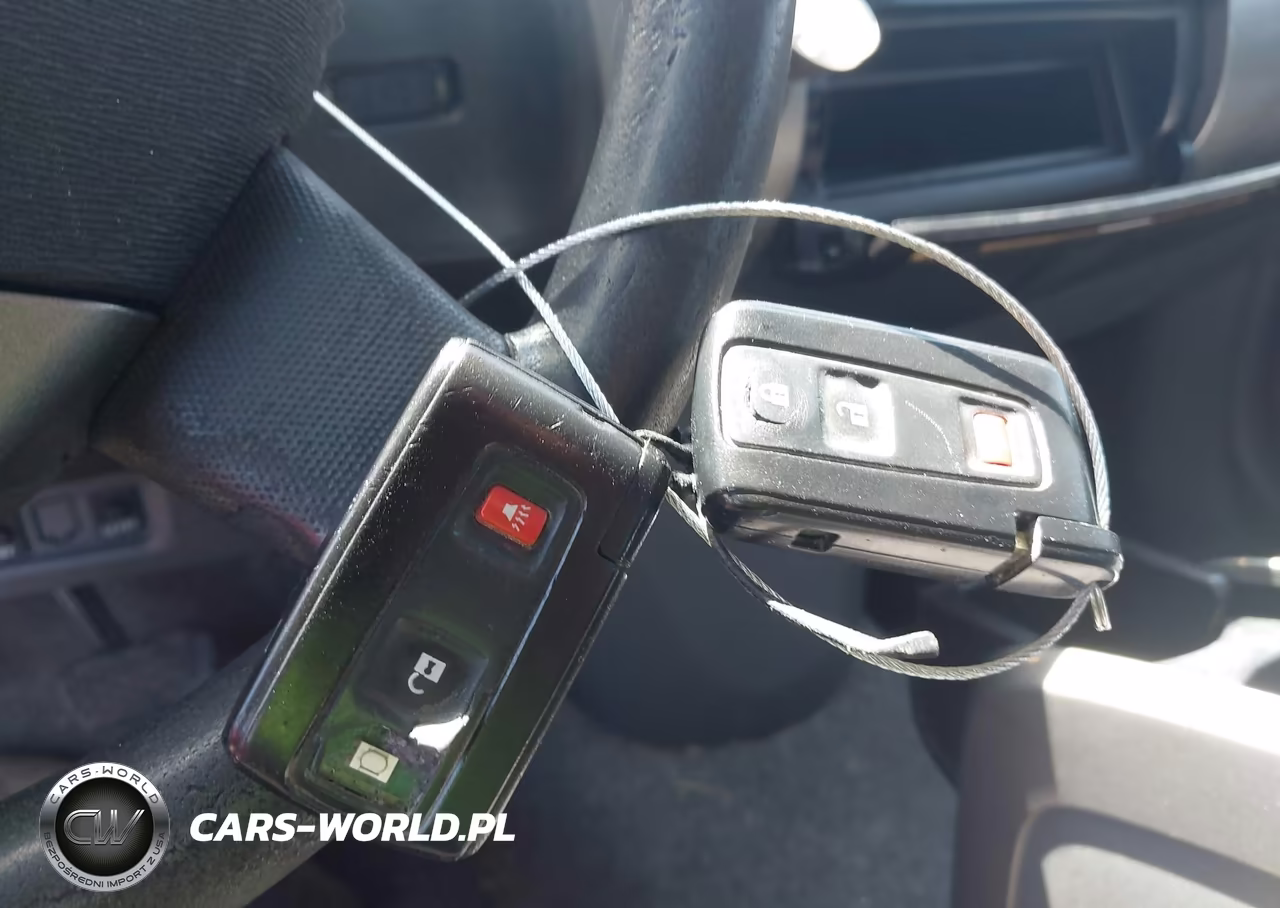 2008 Toyota Prius VIN:JTDKB20U183305907 - 11