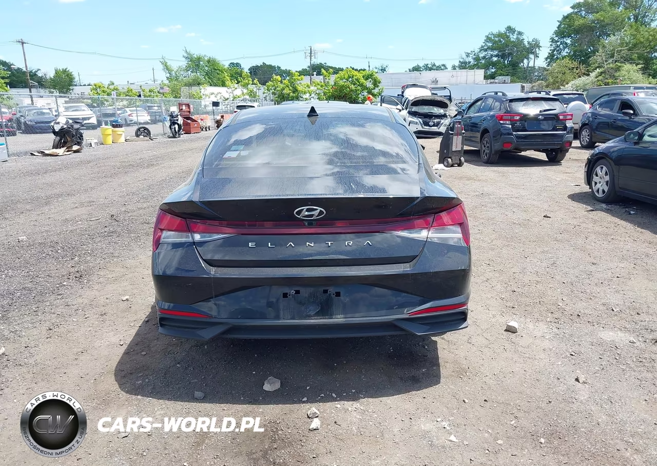 2021 Hyundai Elantra Sel VIN:KMHLM4AG9MU158058 - 16