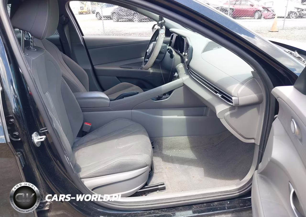 2021 Hyundai Elantra Sel VIN:KMHLM4AG9MU158058 - 5