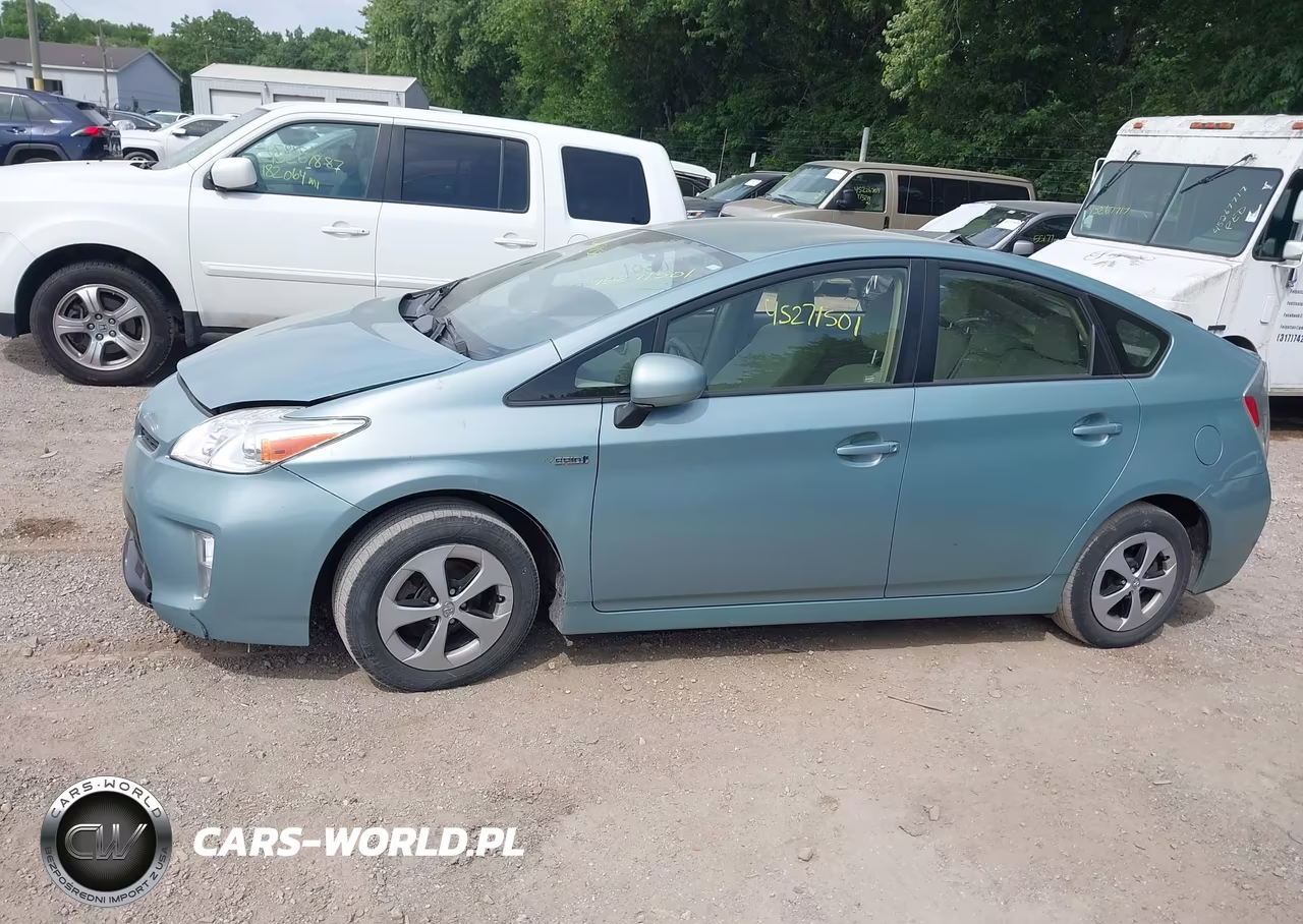 2015 Toyota Prius Three VIN:JTDKN3DU4F1902761 - 14