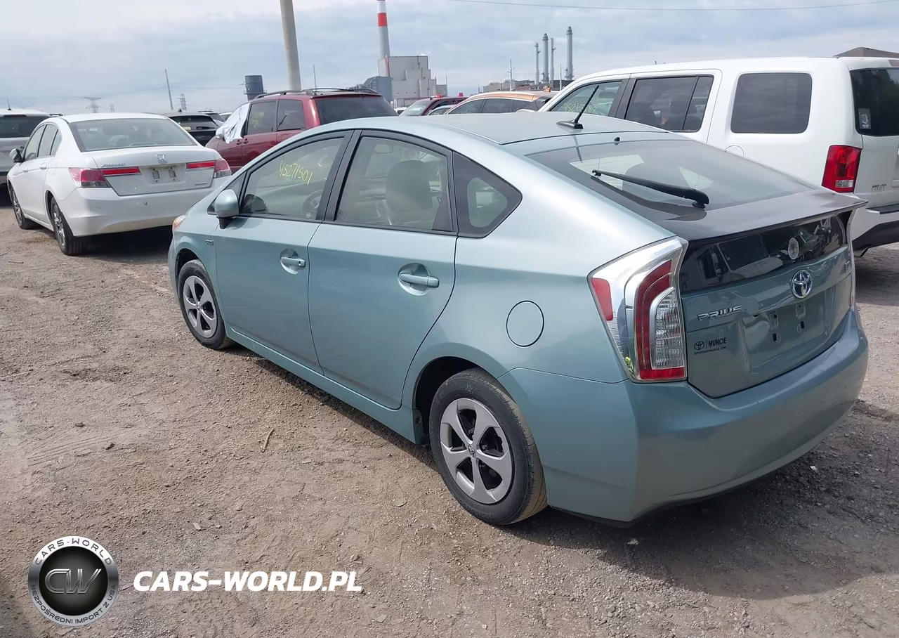2015 Toyota Prius Three VIN:JTDKN3DU4F1902761 - 3