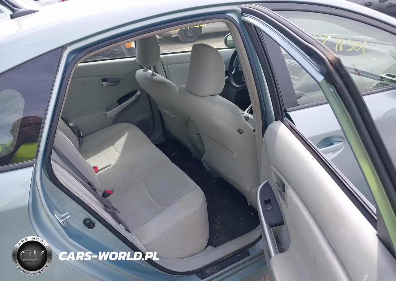 2015 Toyota Prius Three VIN:JTDKN3DU4F1902761 - 8