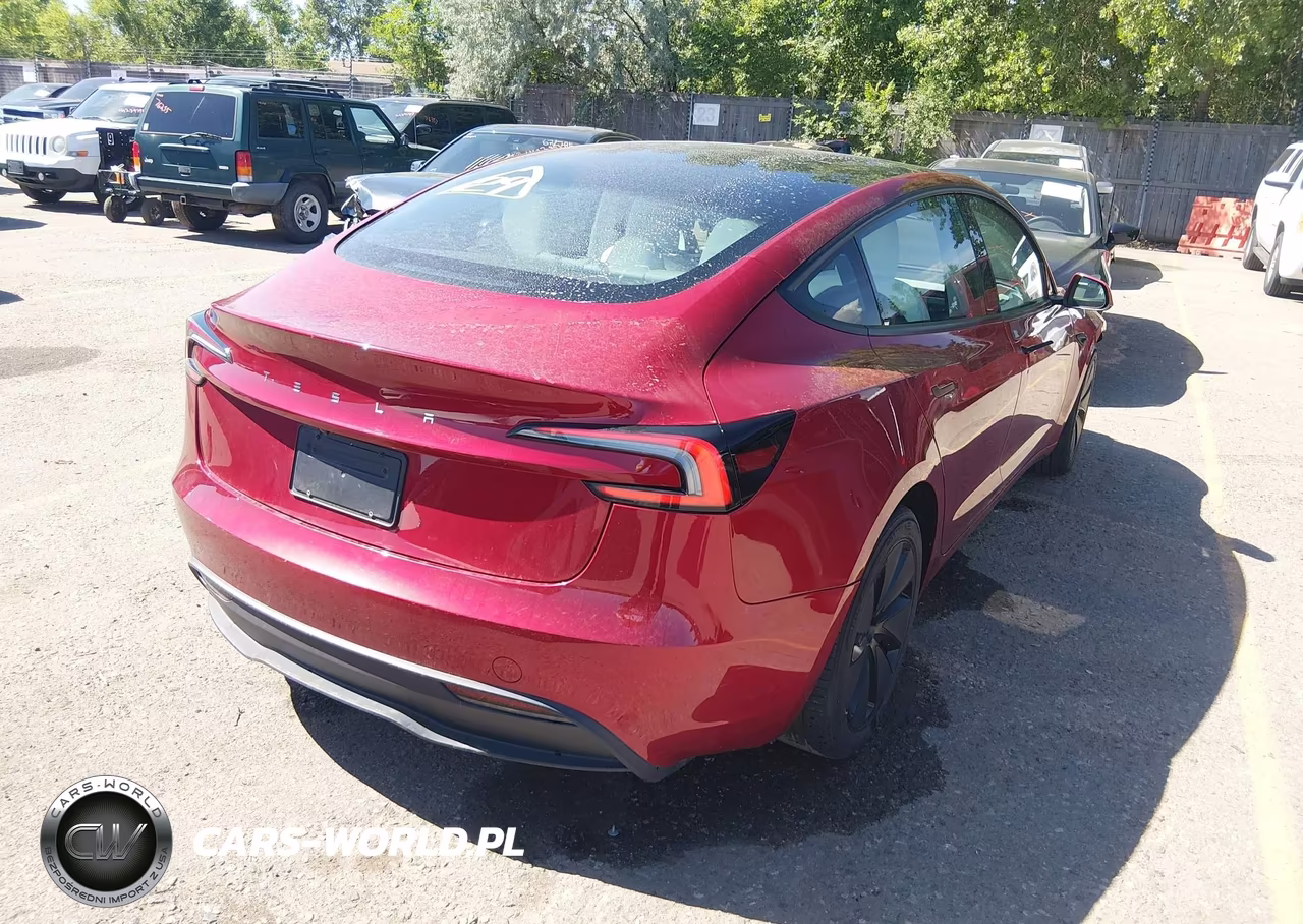 2025 Tesla Model 3 Long Range Rear-Wheel Drive-Standard Rear-Wheel Drive VIN:5YJ3E1EAXSF030407 - 4
