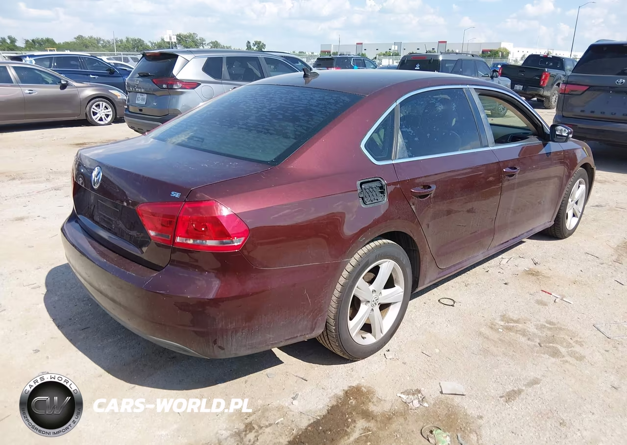 2013 Volkswagen Passat 2.5L Se VIN:1VWBH7A36DC135827 - 4