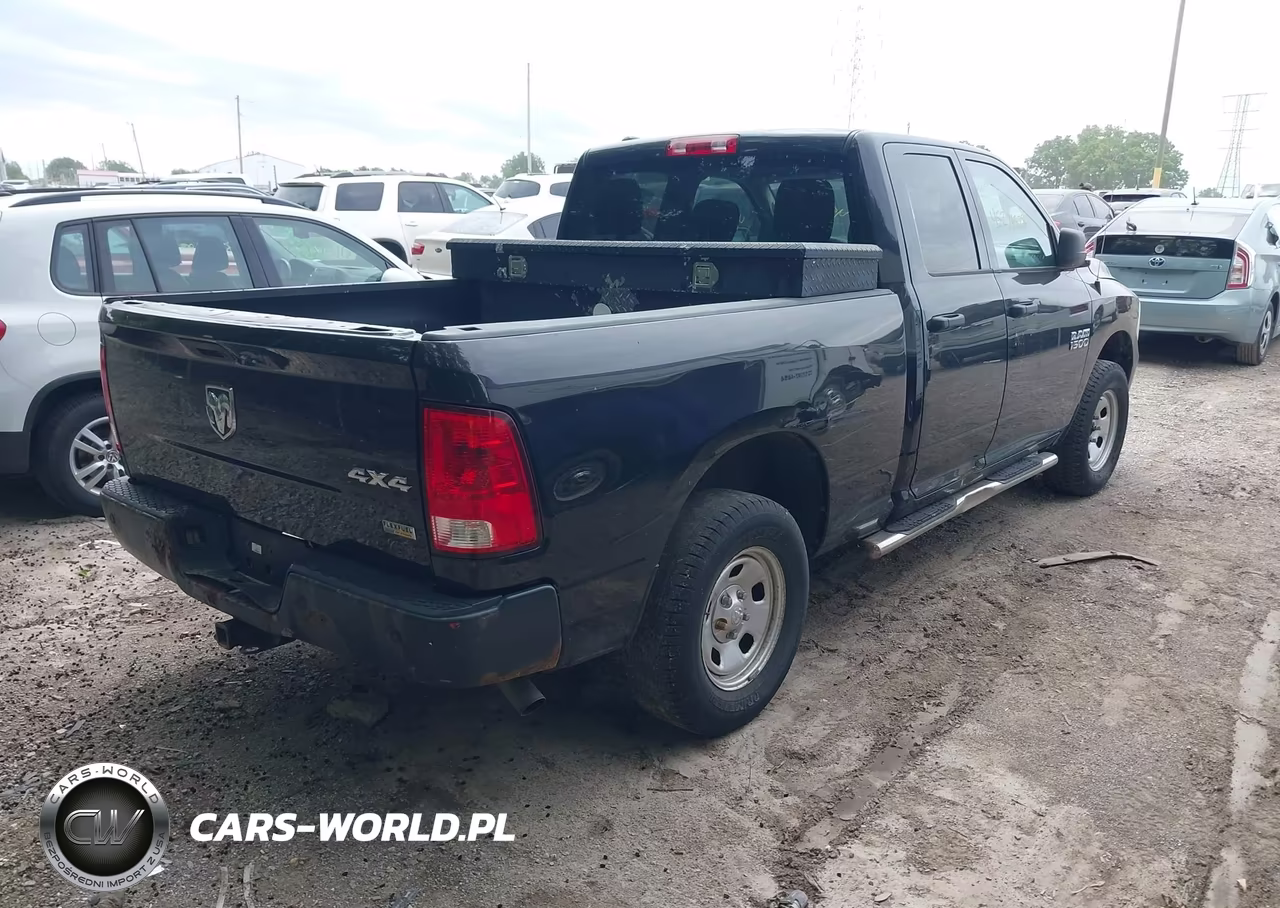2017 Ram 1500 Tradesman 4X4 6'4 Box VIN:1C6RR7FG3HS586095 - 4