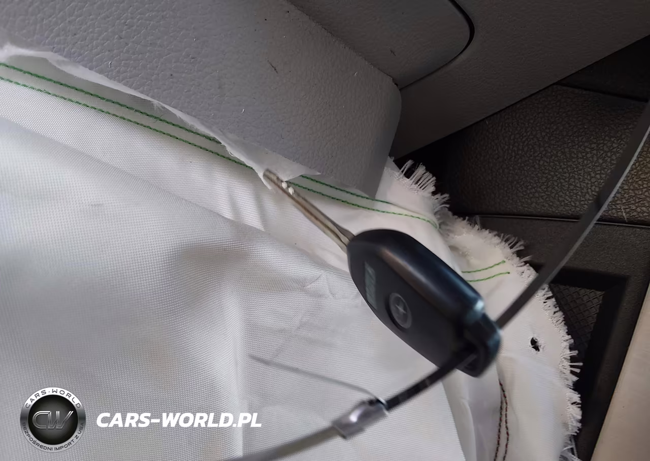 2015 Subaru Forester 2.5I Premium VIN:JF2SJADC8FH405082 - 11
