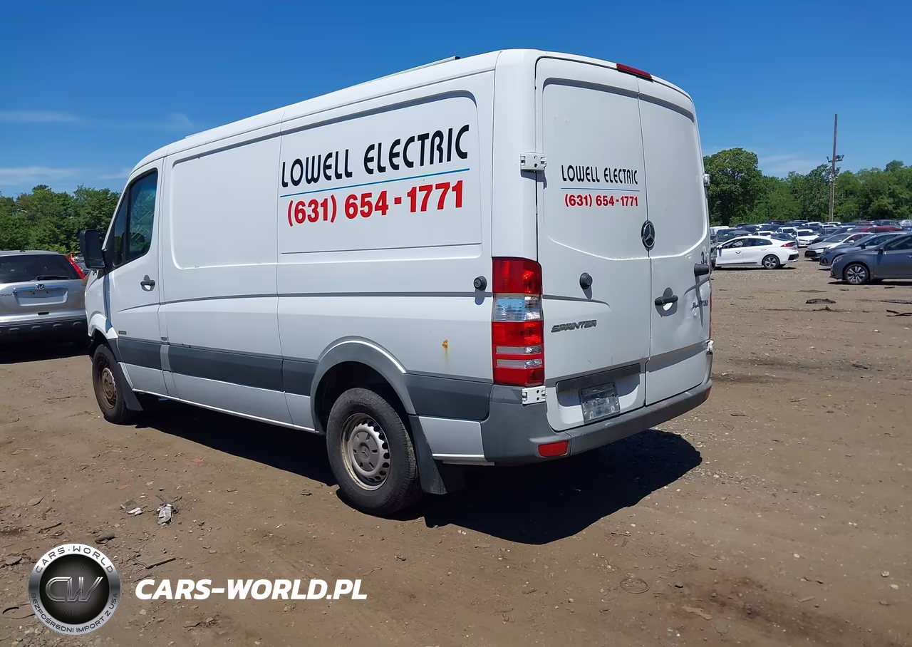 2014 Mercedes-Benz Sprinter 2500 Normal Roof VIN:WD3PE7CC0E5826074 - 3