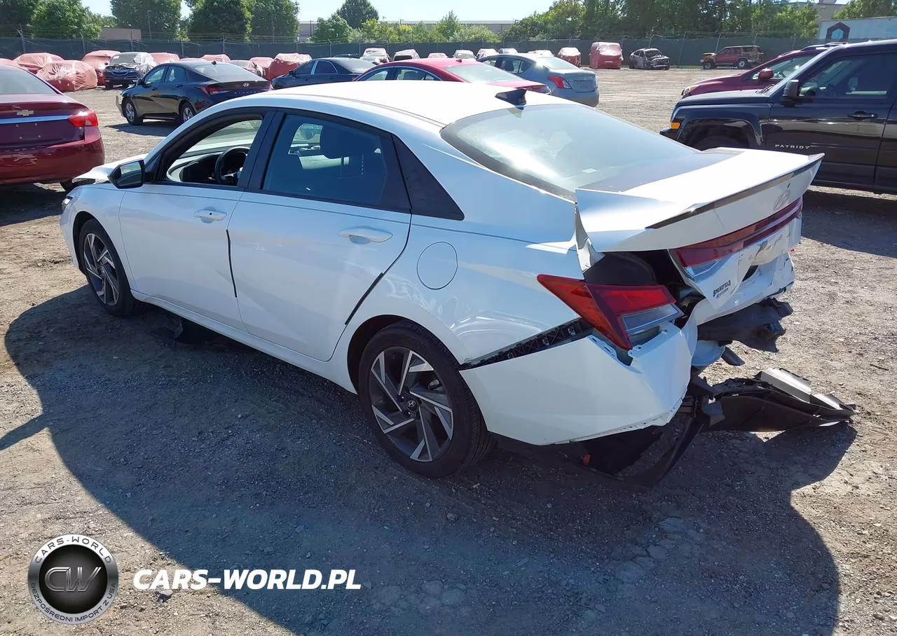 2025 Hyundai Elantra Sel Sport VIN:KMHLM4DG7SU074720 - 3