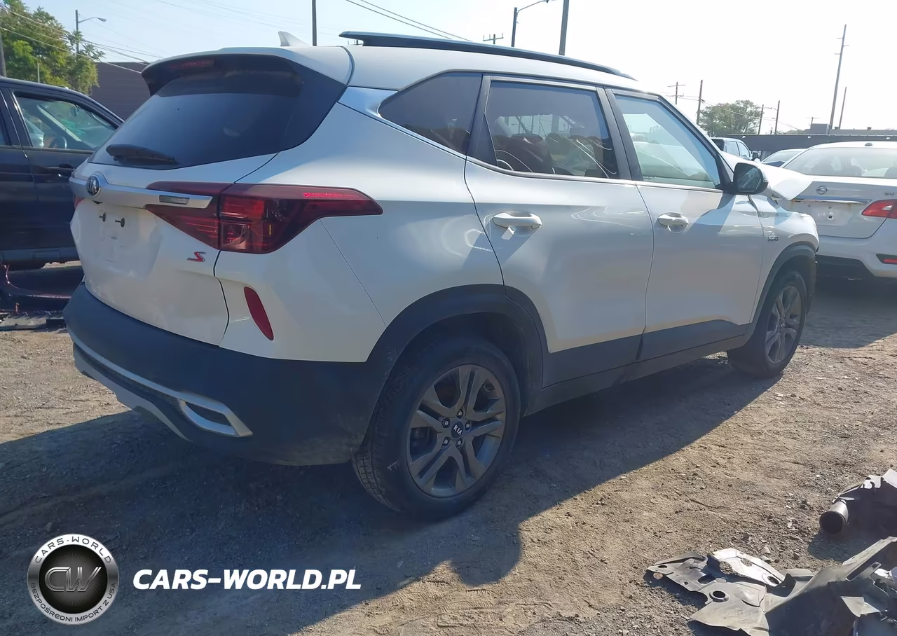 2021 Kia Seltos S VIN:KNDEUCAA7M7158805 - 4