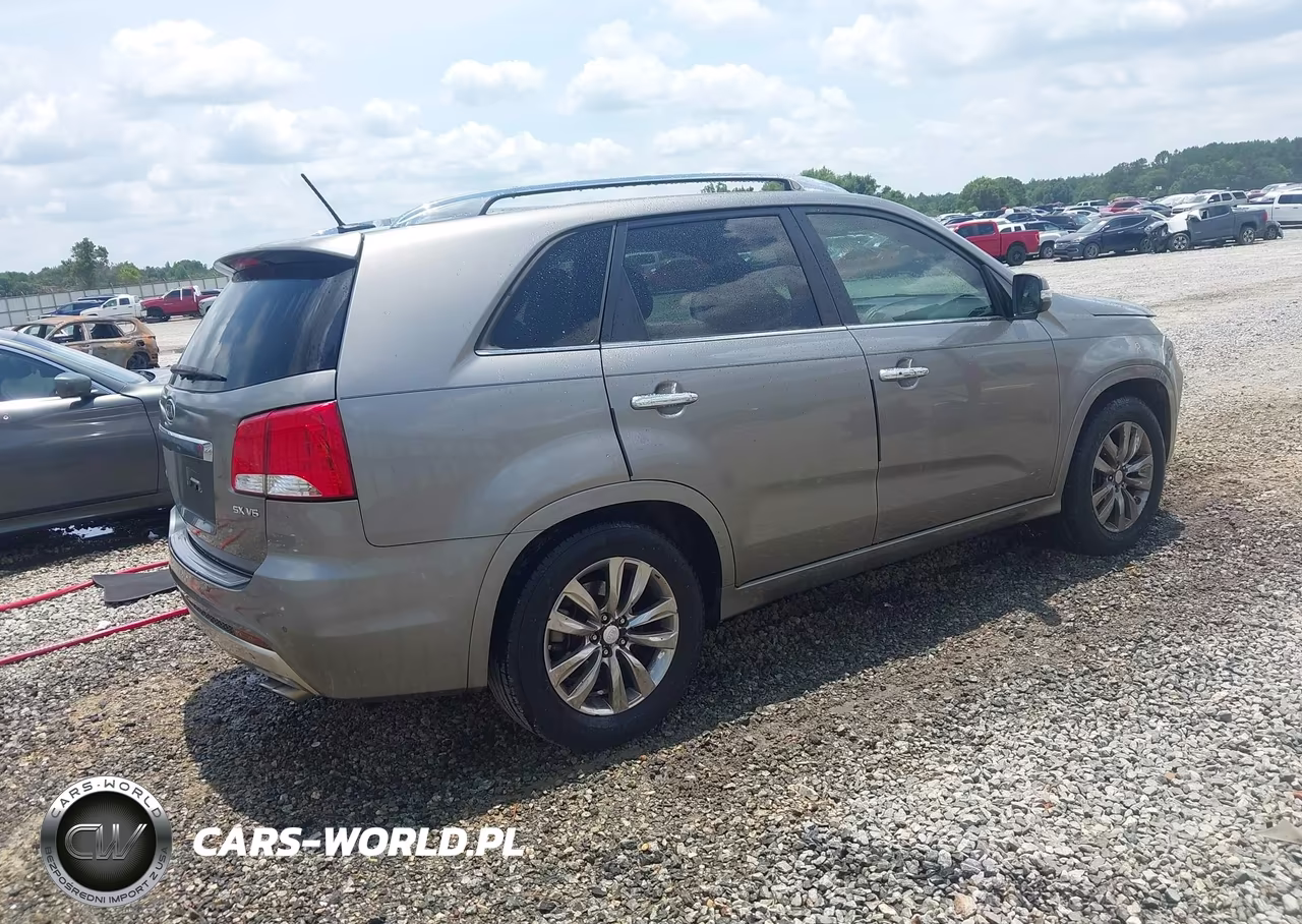 2013 Kia Sorento Sx VIN:5XYKW4A26DG396952 - 4