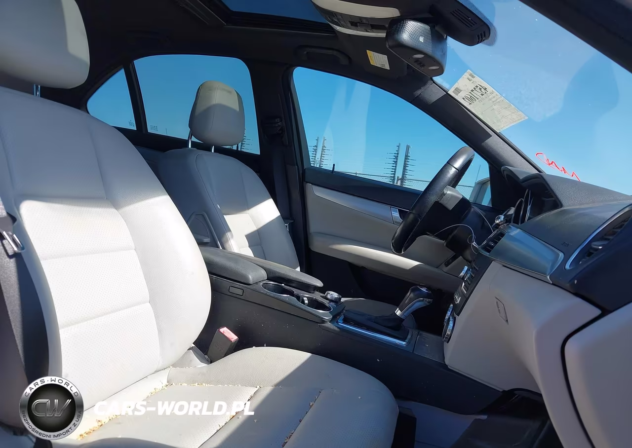 2014 Mercedes-Benz C 300 Sport 4Matic VIN:WDDGF8AB1EA898742 - 5