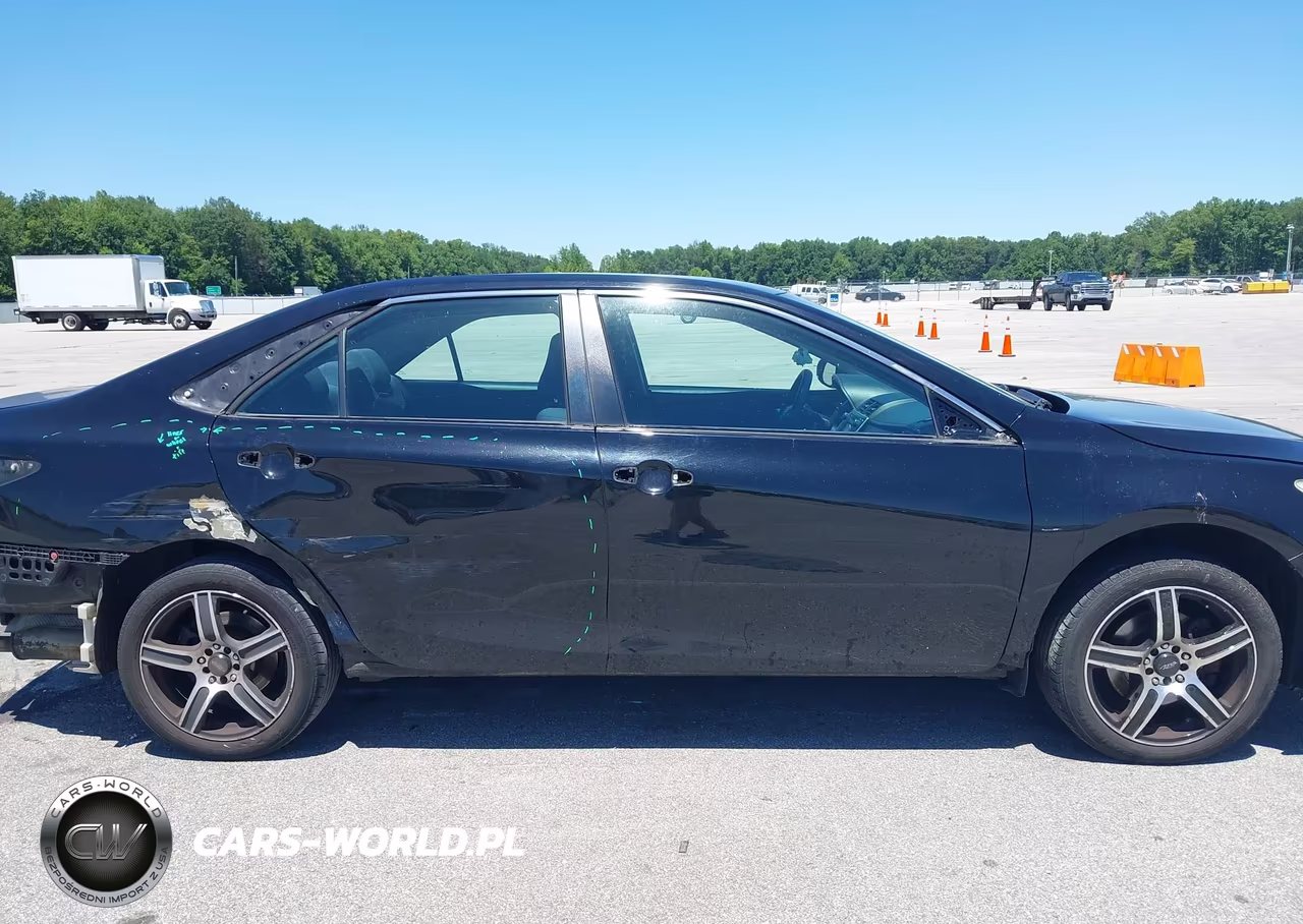 2016 Toyota Camry Le VIN:4T1BF1FK6GU236916 - 14