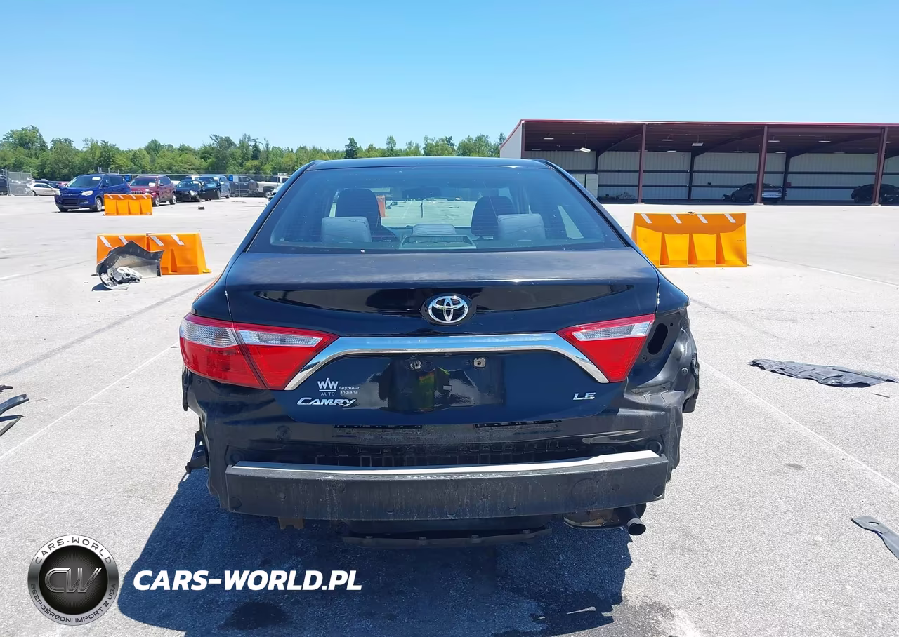 2016 Toyota Camry Le VIN:4T1BF1FK6GU236916 - 17