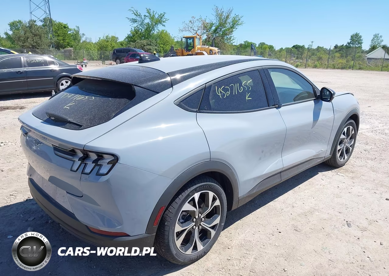 2025 Ford Mustang Mach-E Select VIN:3FMTK1S5XSMA03893 - 4