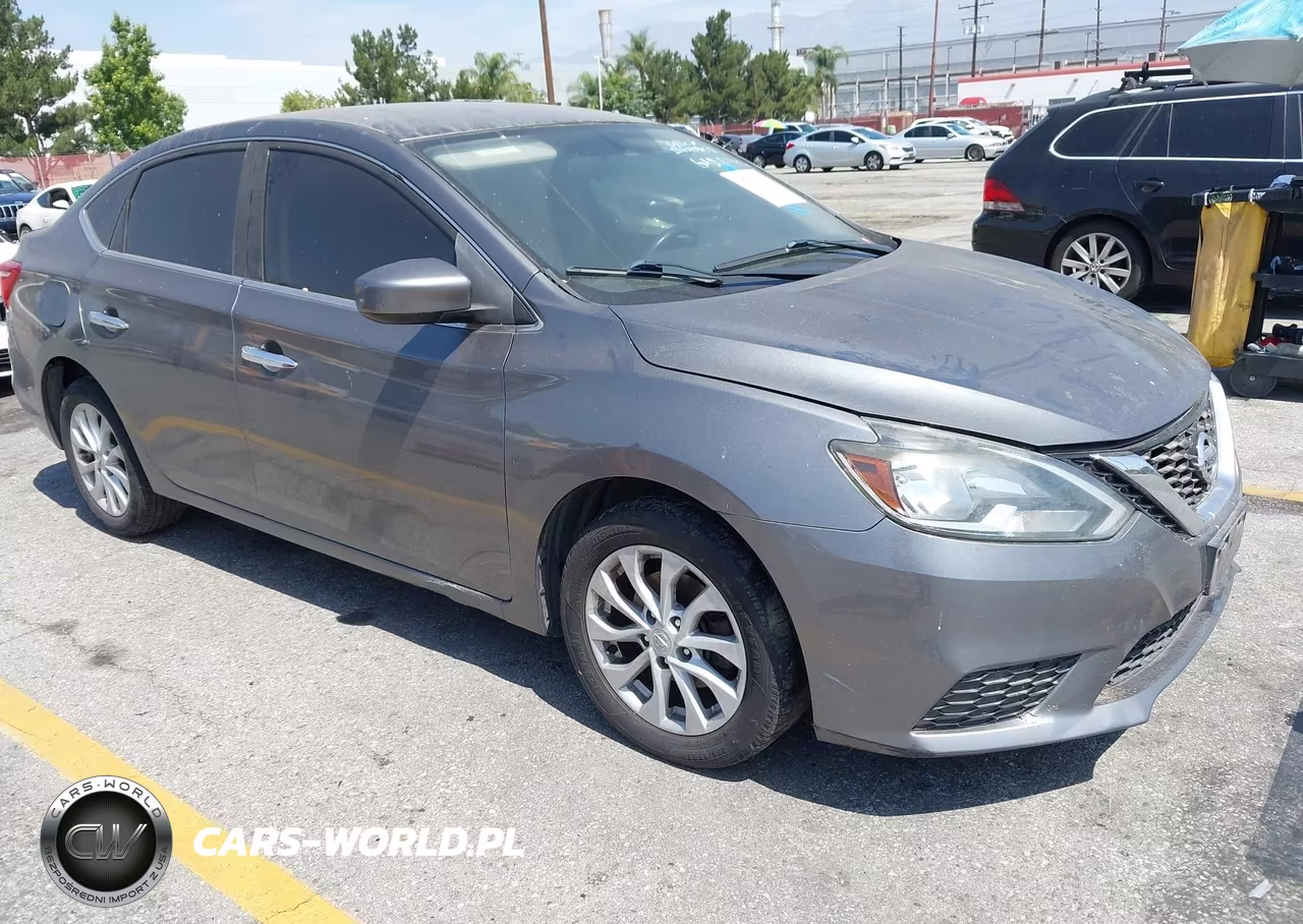 2018 Nissan Sentra S – zdjęcie 1 z 12
