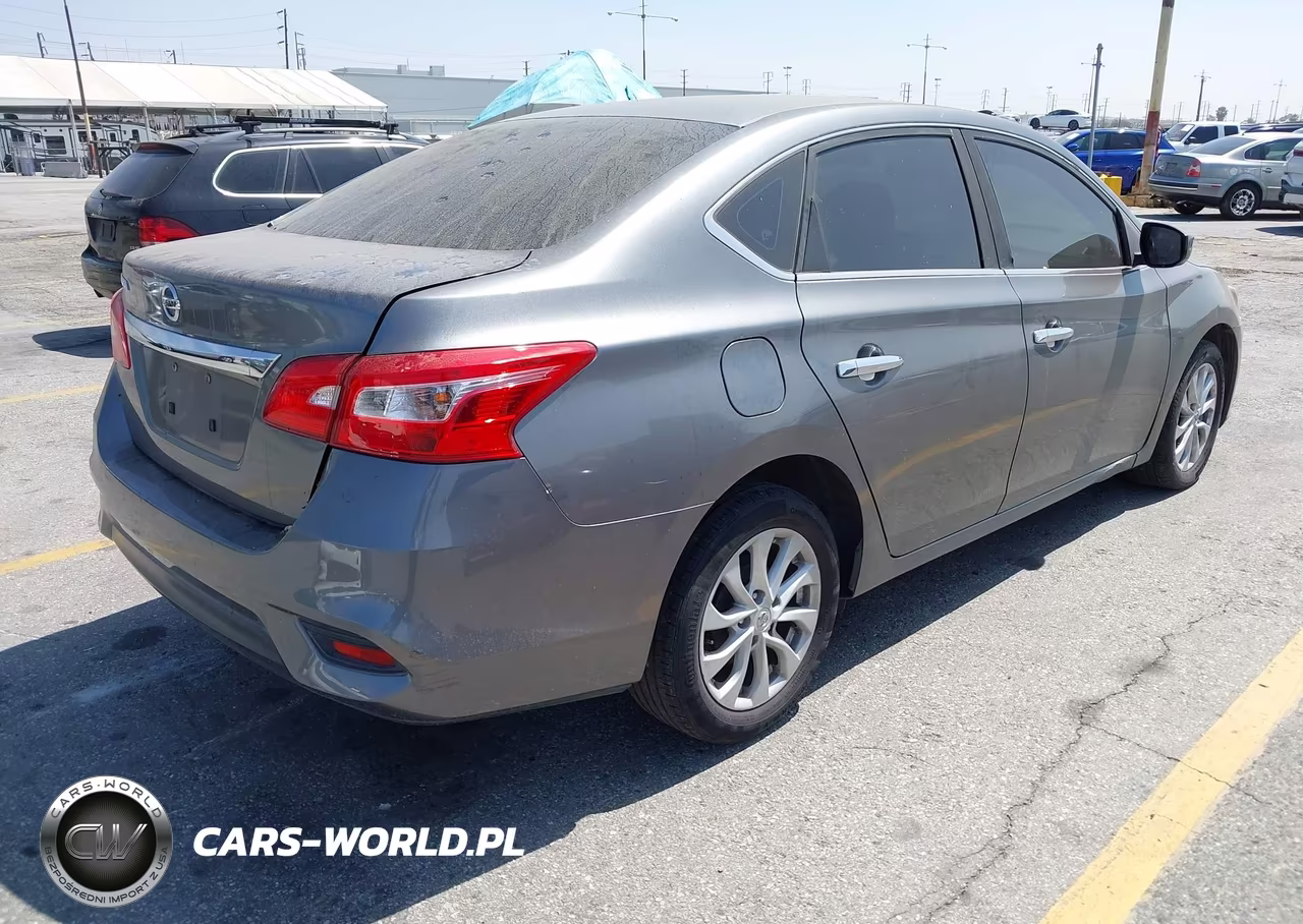 2018 Nissan Sentra S VIN:3N1AB7AP2JY260266 - 4