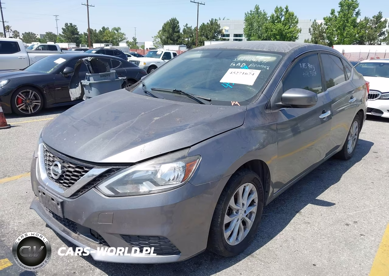 2018 Nissan Sentra S VIN:3N1AB7AP2JY260266 - 6