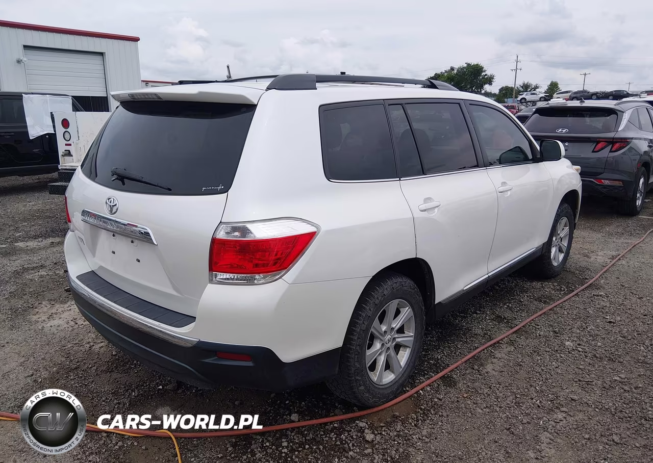 2013 Toyota Highlander Base Plus V6 VIN:5TDZK3EHXDS089855 - 4