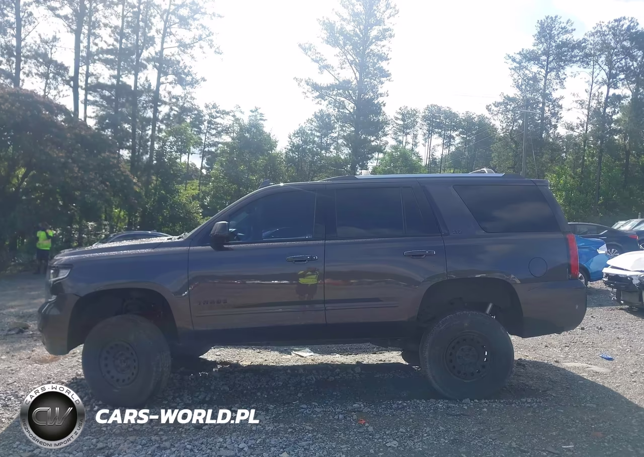 2015 Chevrolet Tahoe Ltz VIN:1GNSCCKC5FR601070 - 14