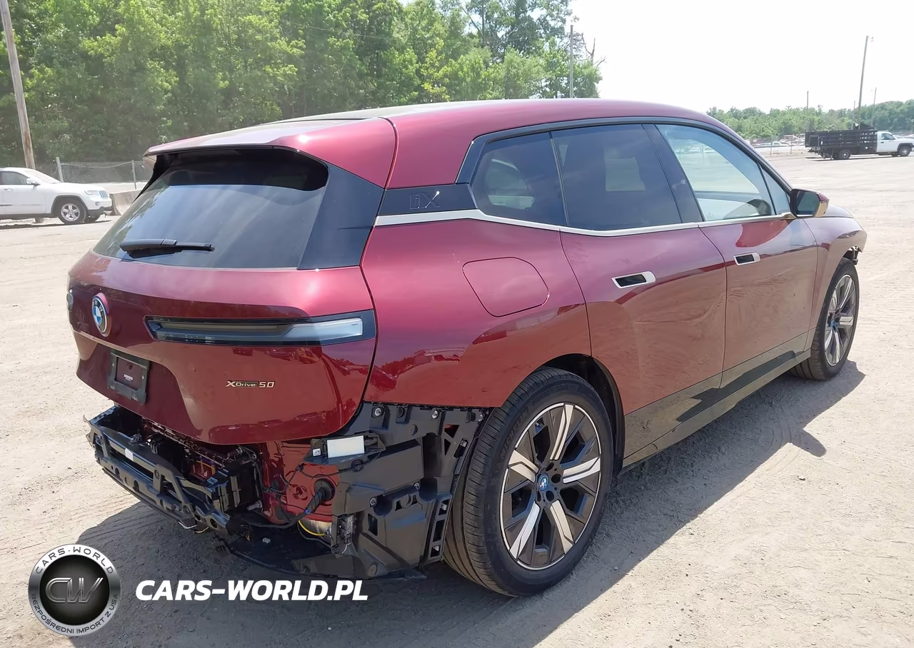 2023 BMW Ix xDrive50 VIN:WB523CF09PCM41171 - 4