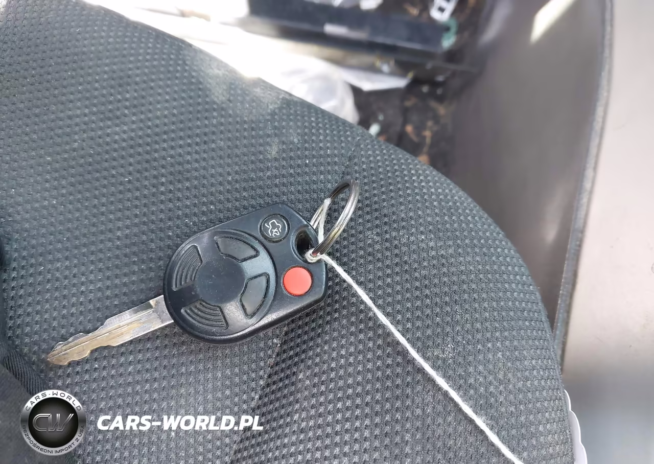 2009 Ford Escape Xlt VIN:1FMCU03759KA26004 - 11