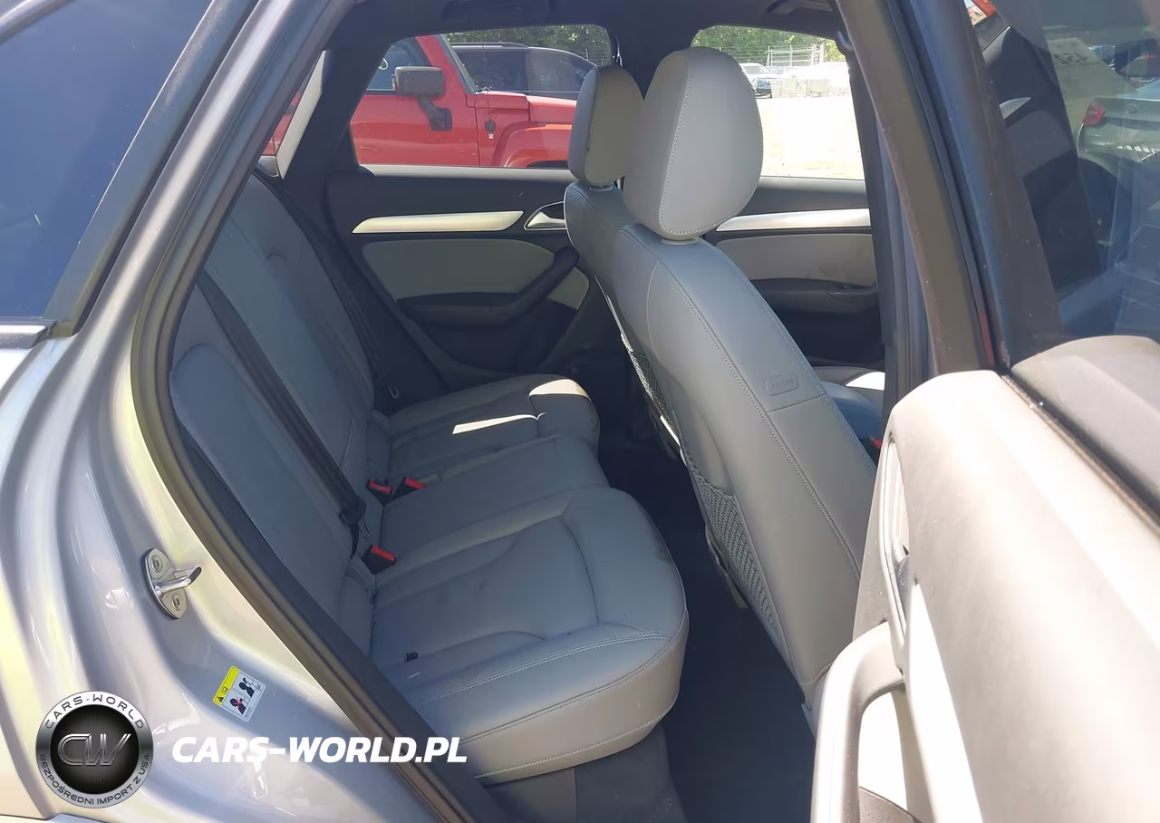 2018 Audi Q3 2.0T Premium-2.0T Sport Premium VIN:WA1ECCFS0JR022076 - 8