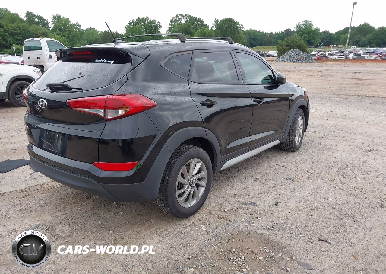 2017 Hyundai Tucson Se VIN:KM8J33A42HU528816 - 4