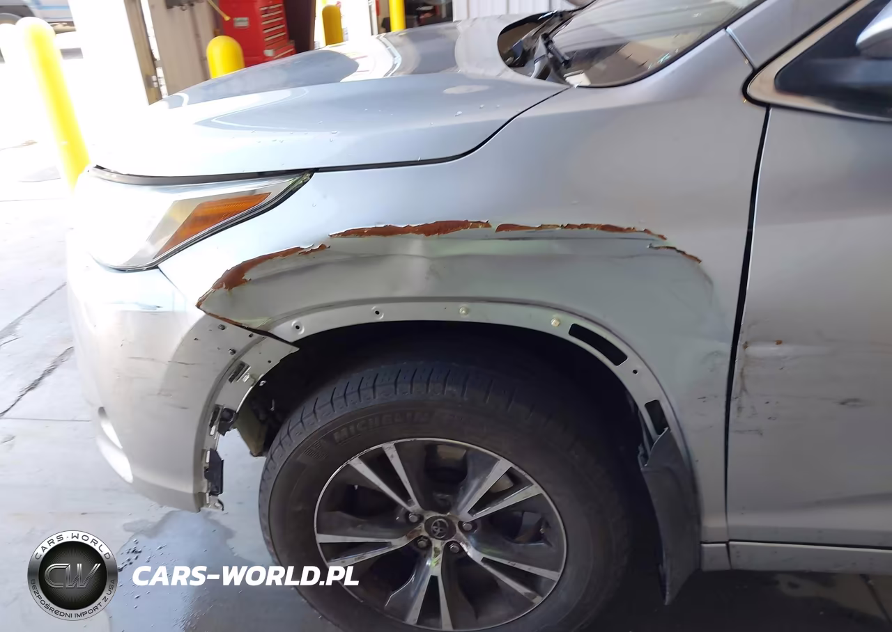 2017 Toyota Highlander Le VIN:5TDBZRFH0HS399324 - 21