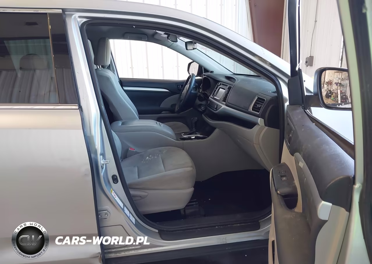 2017 Toyota Highlander Le VIN:5TDBZRFH0HS399324 - 5