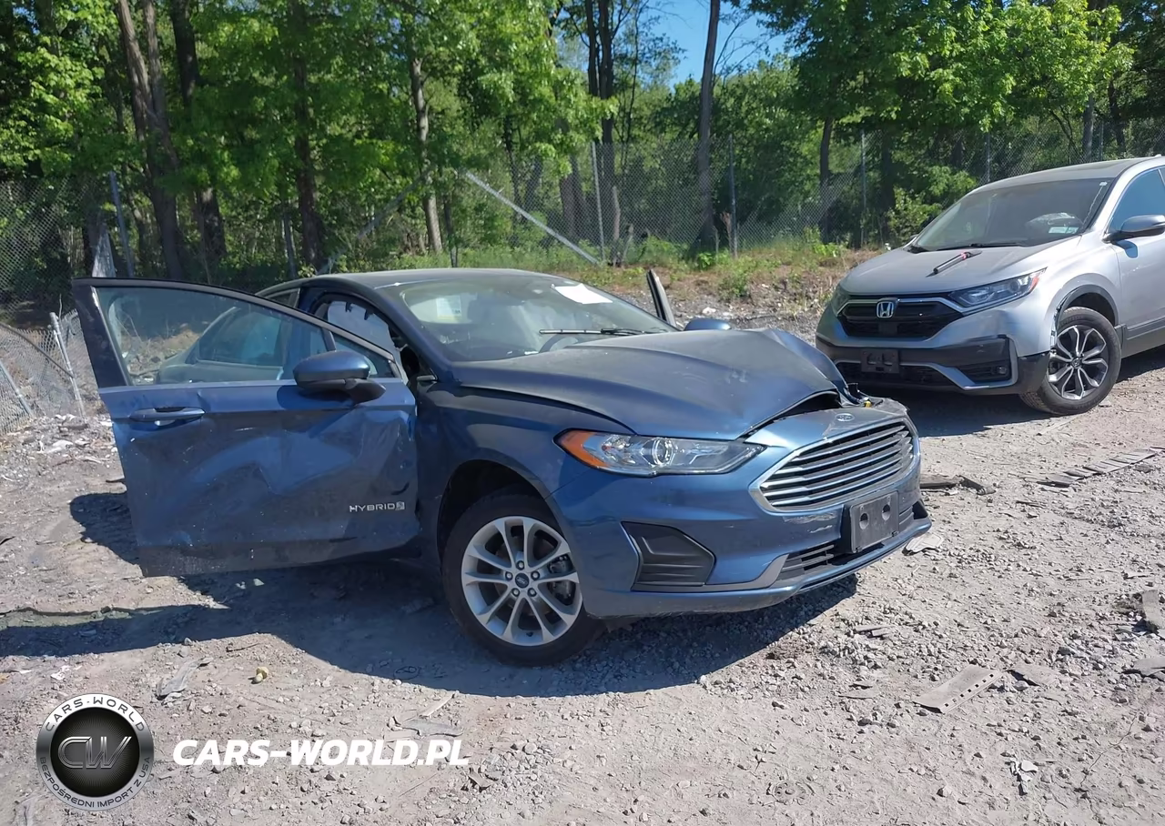 2019 Ford Fusion Hybrid Se – zdjęcie 1 z 10