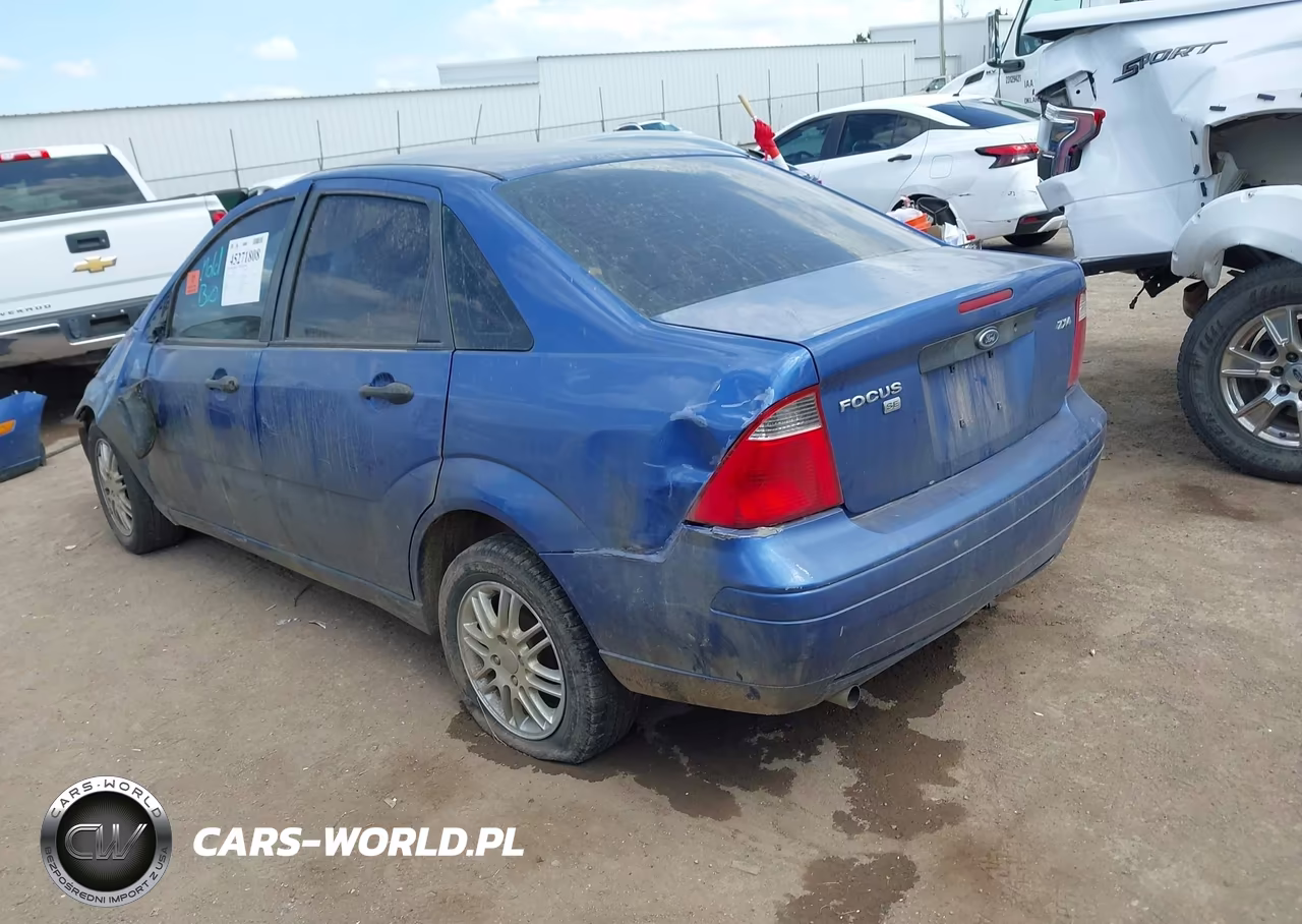 2005 Ford Focus Zx4 VIN:1FAFP34N85W157766 - 3