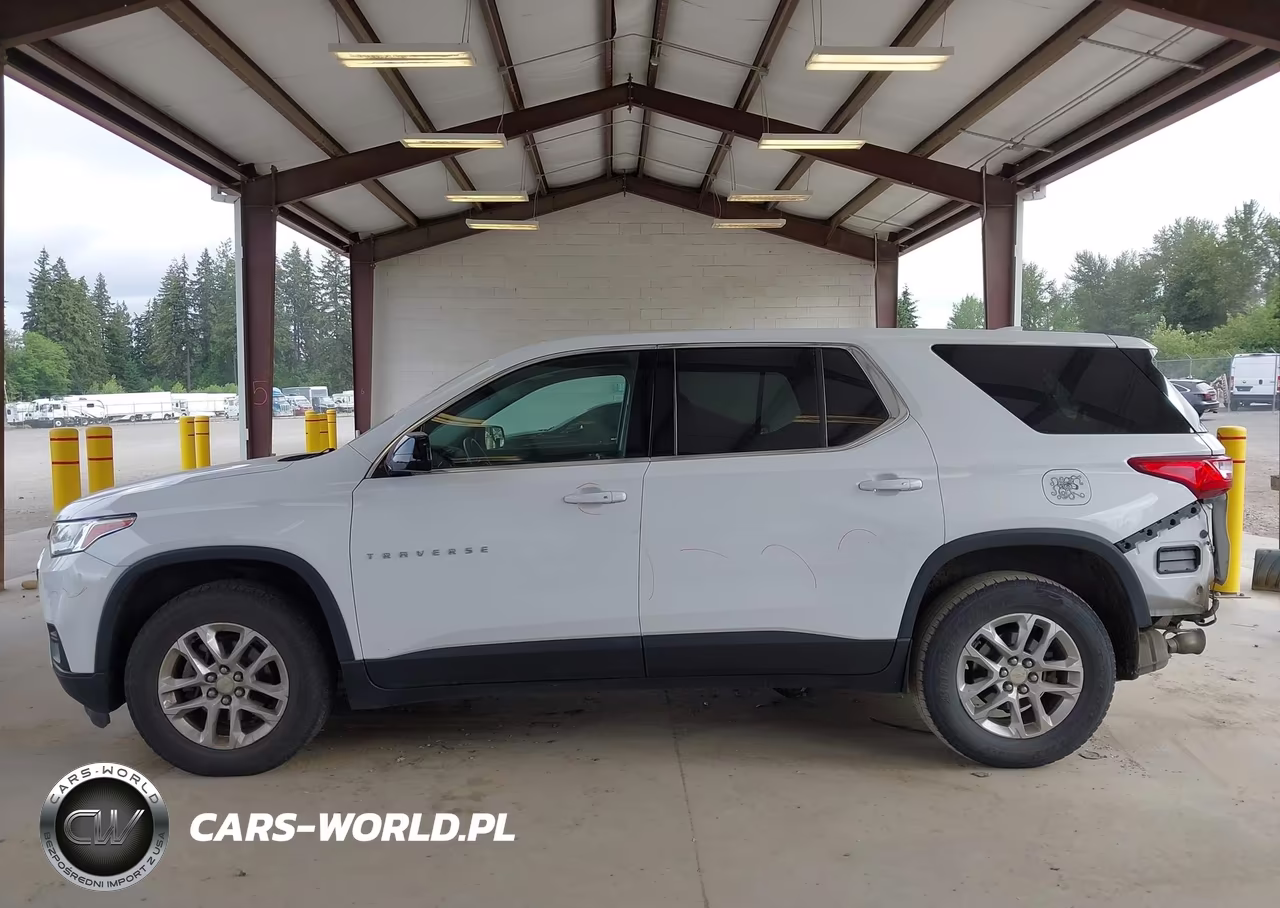 2018 Chevrolet Traverse Ls VIN:1GNERFKW9JJ141944 - 15