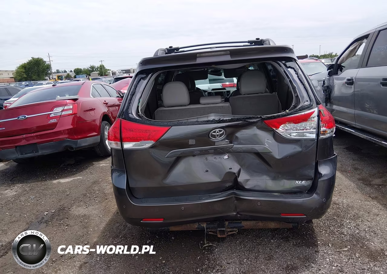 2012 Toyota Sienna Xle V6 8 Passenger VIN:5TDYK3DC6CS178953 - 16