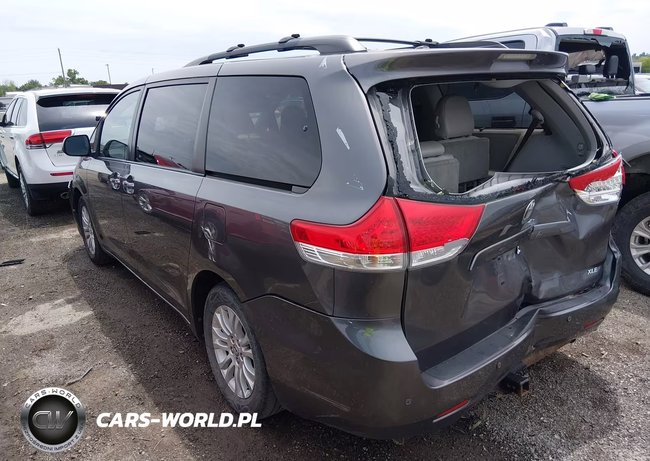 2012 Toyota Sienna Xle V6 8 Passenger VIN:5TDYK3DC6CS178953 - 3
