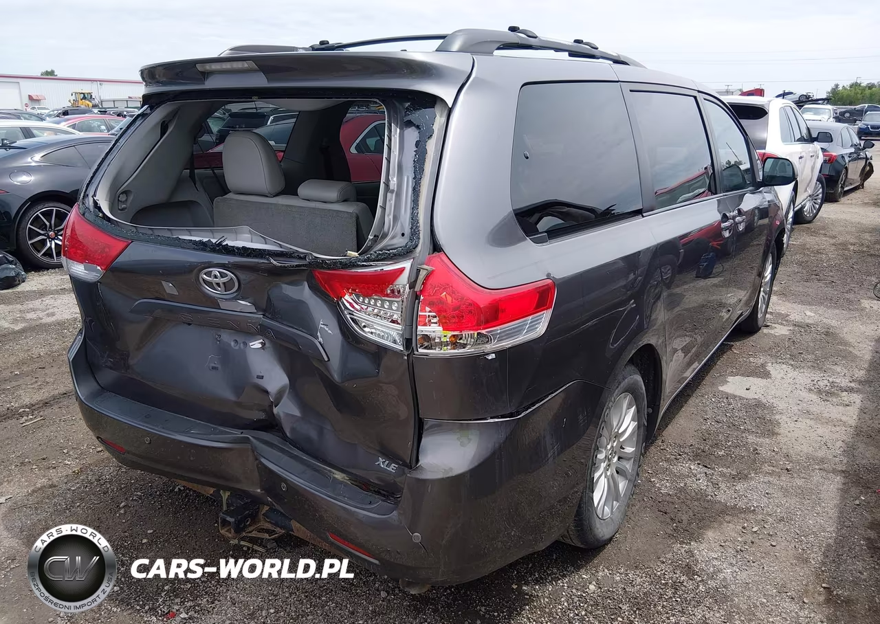 2012 Toyota Sienna Xle V6 8 Passenger VIN:5TDYK3DC6CS178953 - 4