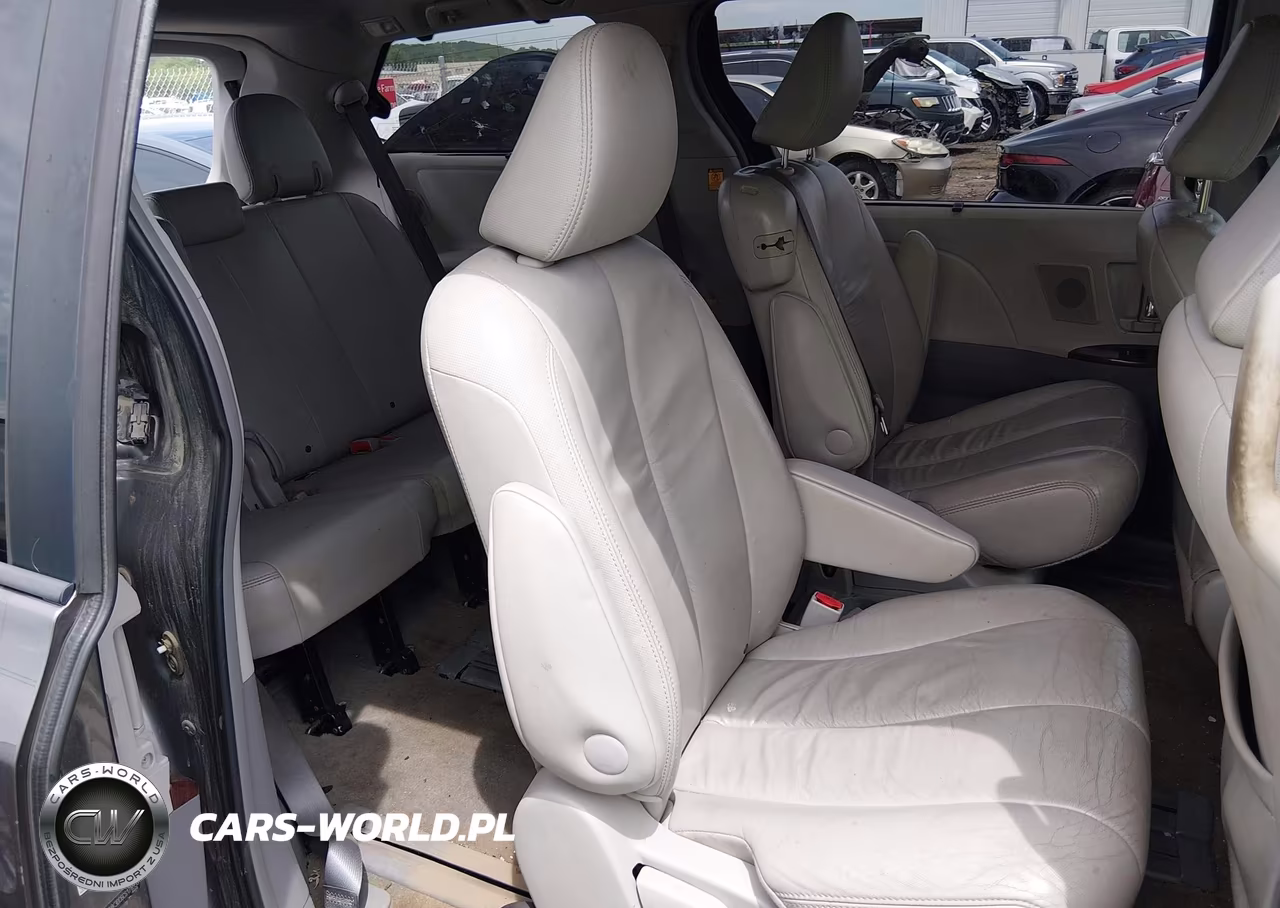 2012 Toyota Sienna Xle V6 8 Passenger VIN:5TDYK3DC6CS178953 - 8