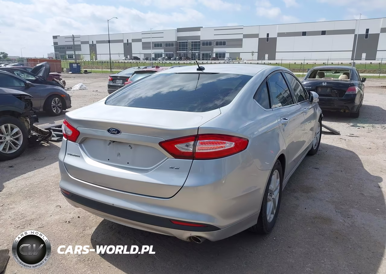 2015 Ford Fusion Se VIN:3FA6P0H70FR169408 - 4