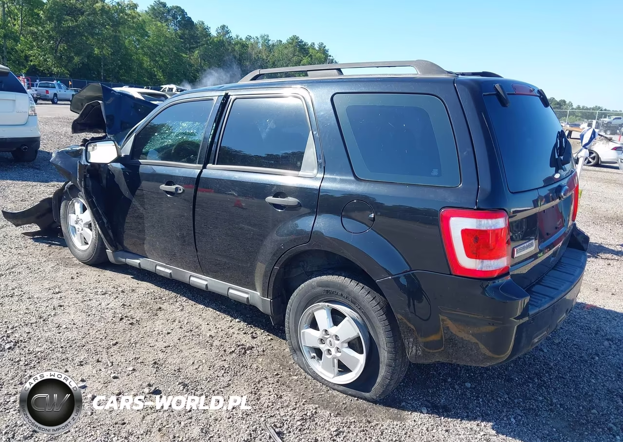 2010 Ford Escape Xls VIN:1FMCU0C77AKC44448 - 3