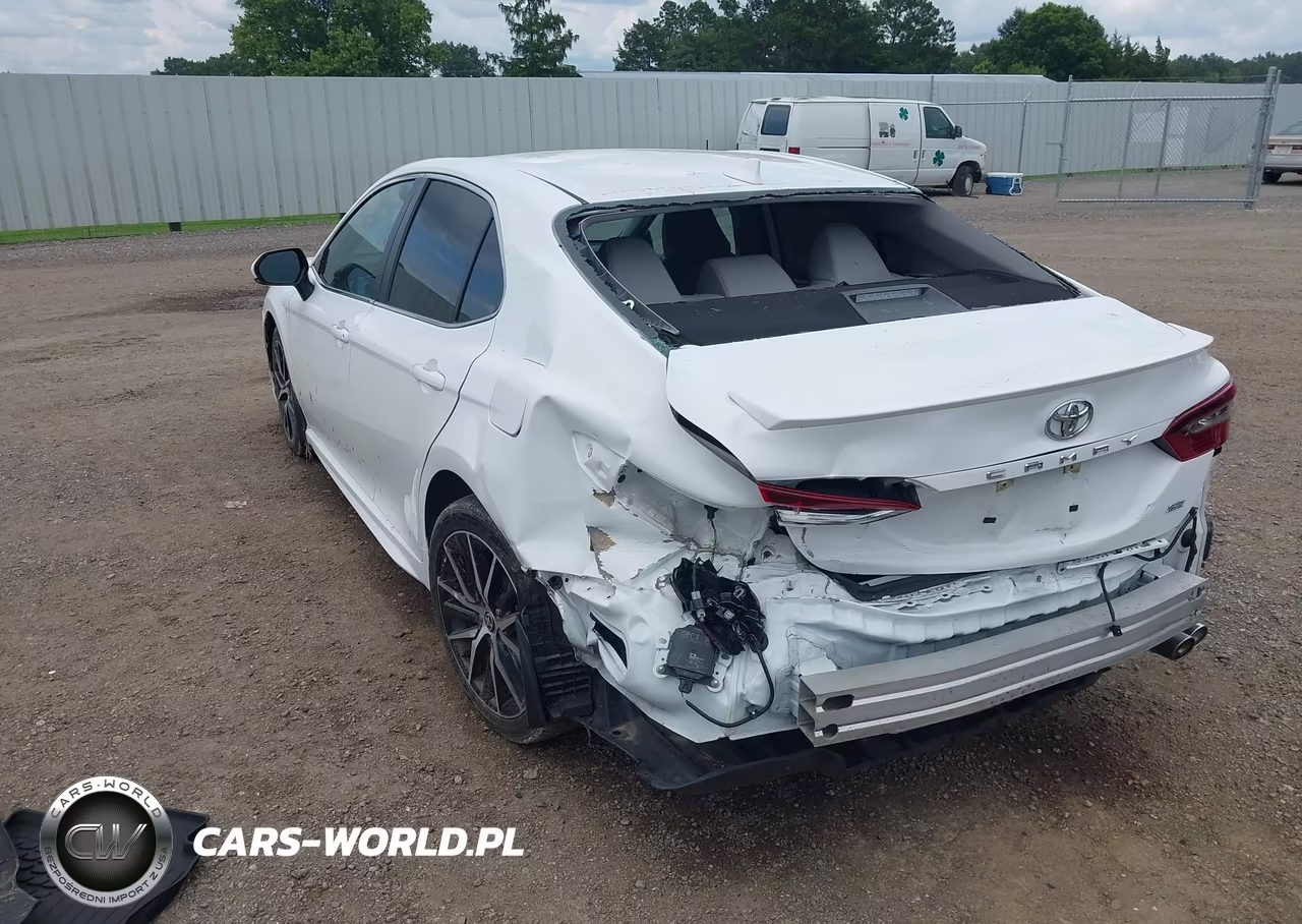 2022 Toyota Camry Se VIN:4T1T11AK4NU683249 - 3
