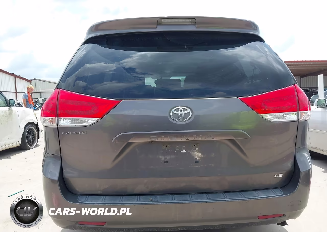 2012 Toyota Sienna Le V6 8 Passenger VIN:5TDKK3DC3CS210540 - 16