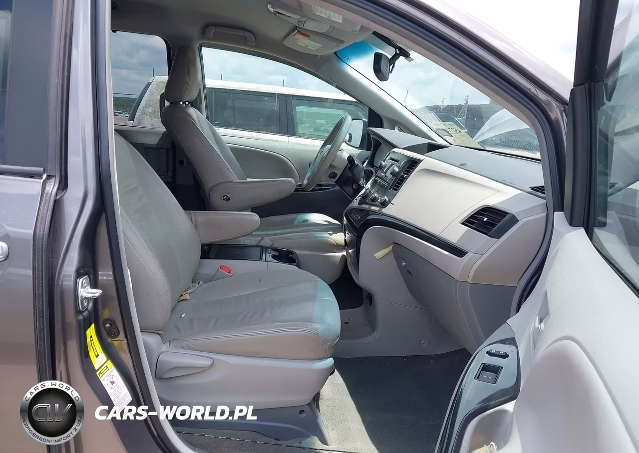 2012 Toyota Sienna Le V6 8 Passenger VIN:5TDKK3DC3CS210540 - 5