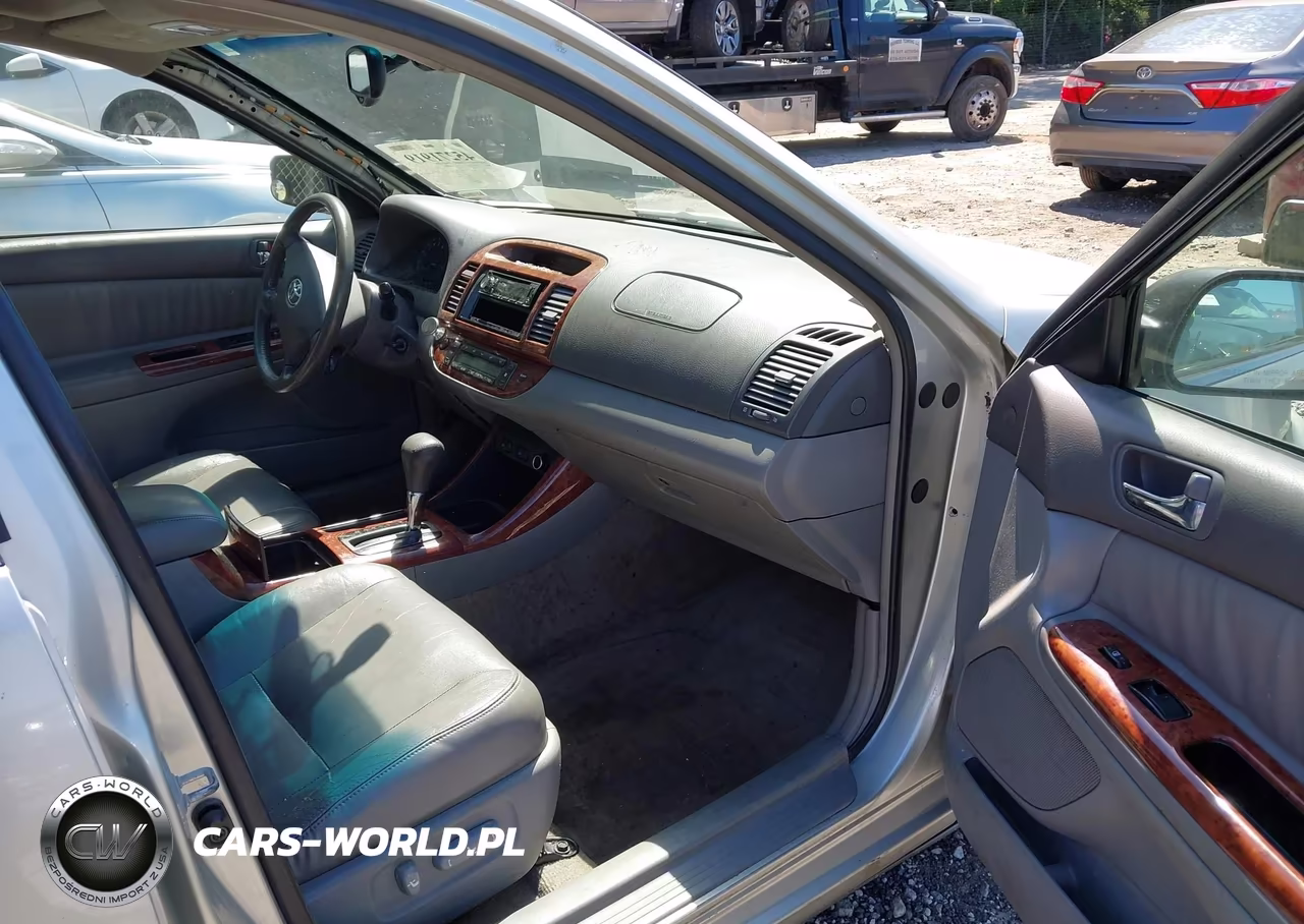 2004 Toyota Camry Xle V6 VIN:JTDBF32K440154787 - 5