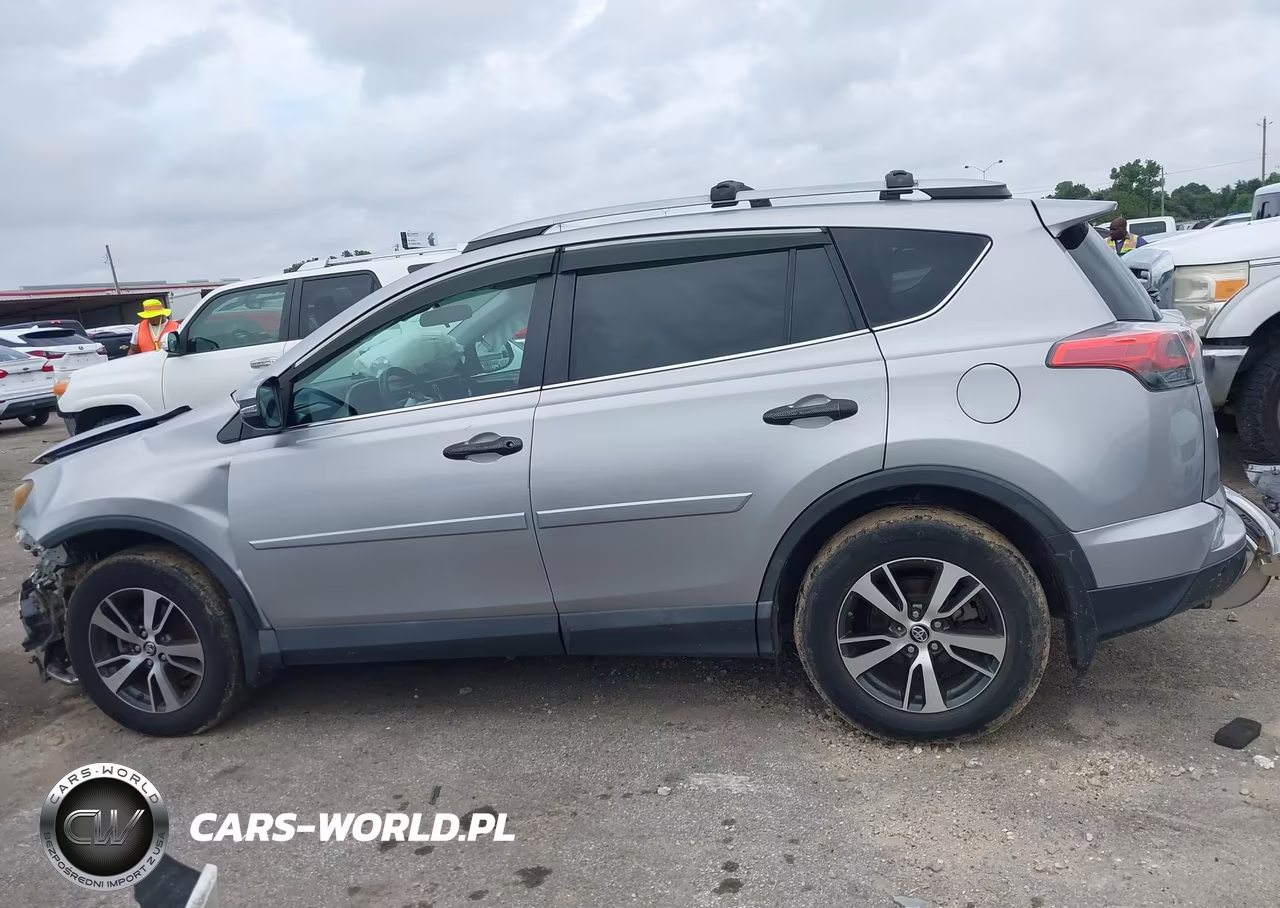 2017 Toyota Rav4 Xle VIN:2T3RFREV2HW654312 - 15