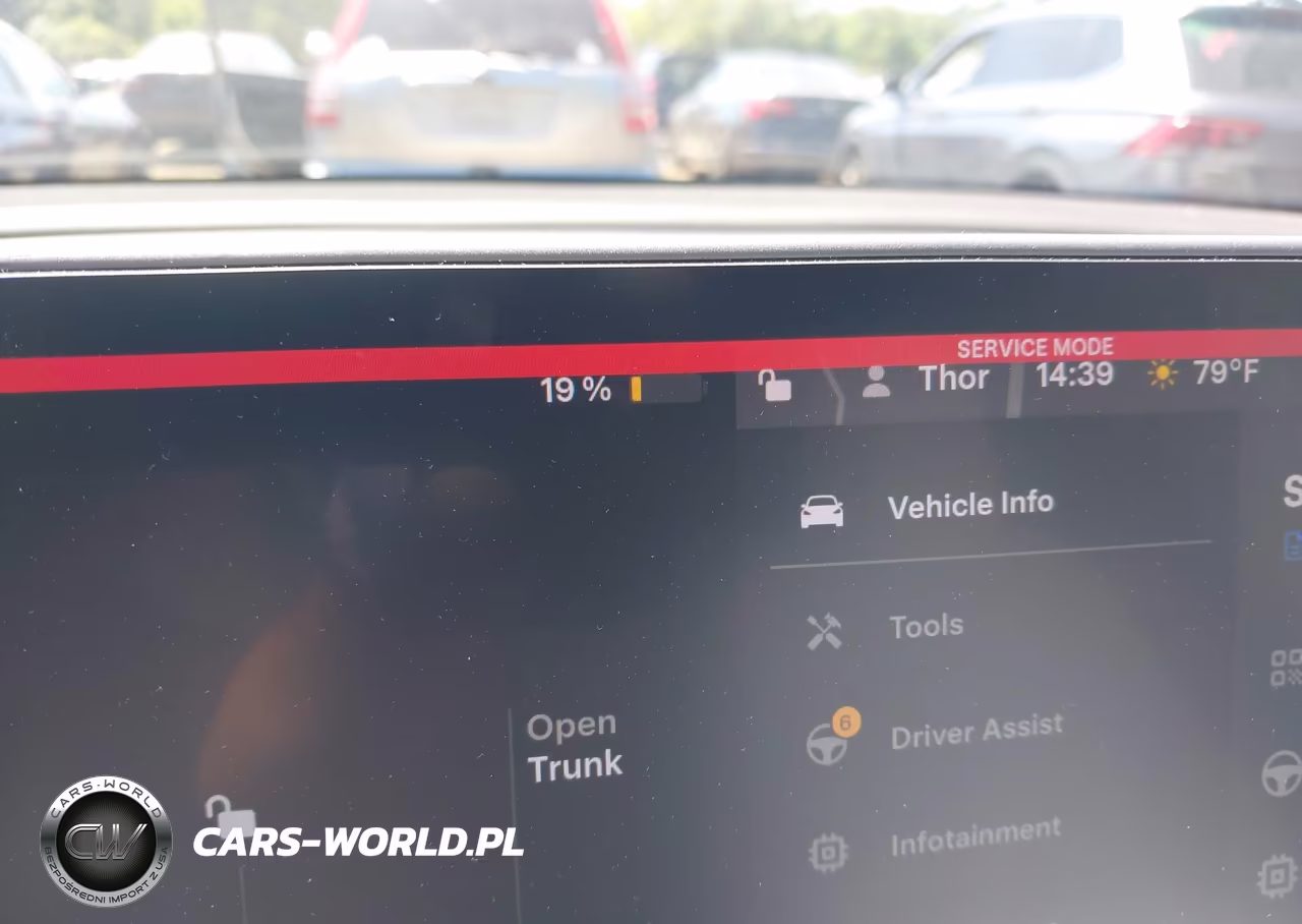 2021 Tesla Model Y Performance Dual Motor All-Wheel Drive VIN:5YJYGDEF4MF303972 - 17