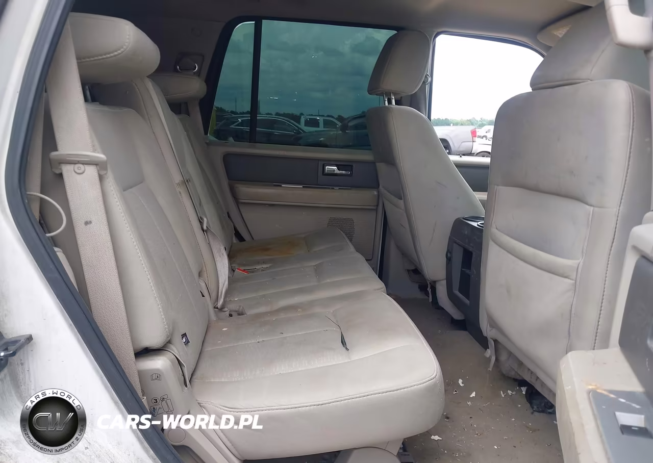2008 Ford Expedition Xlt VIN:1FMFU15508LA51156 - 8