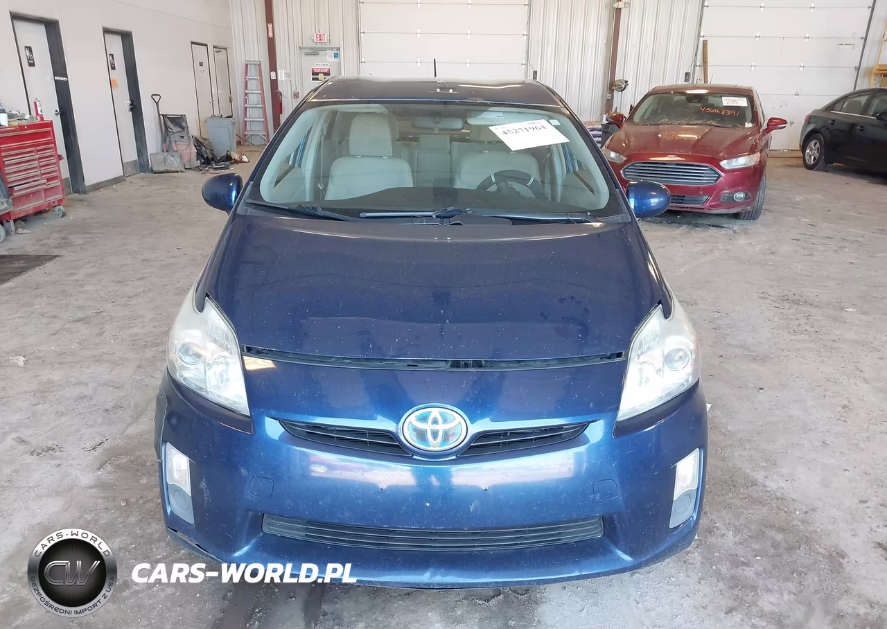 2011 Toyota Prius Two VIN:JTDKN3DU3B0258265 - 12