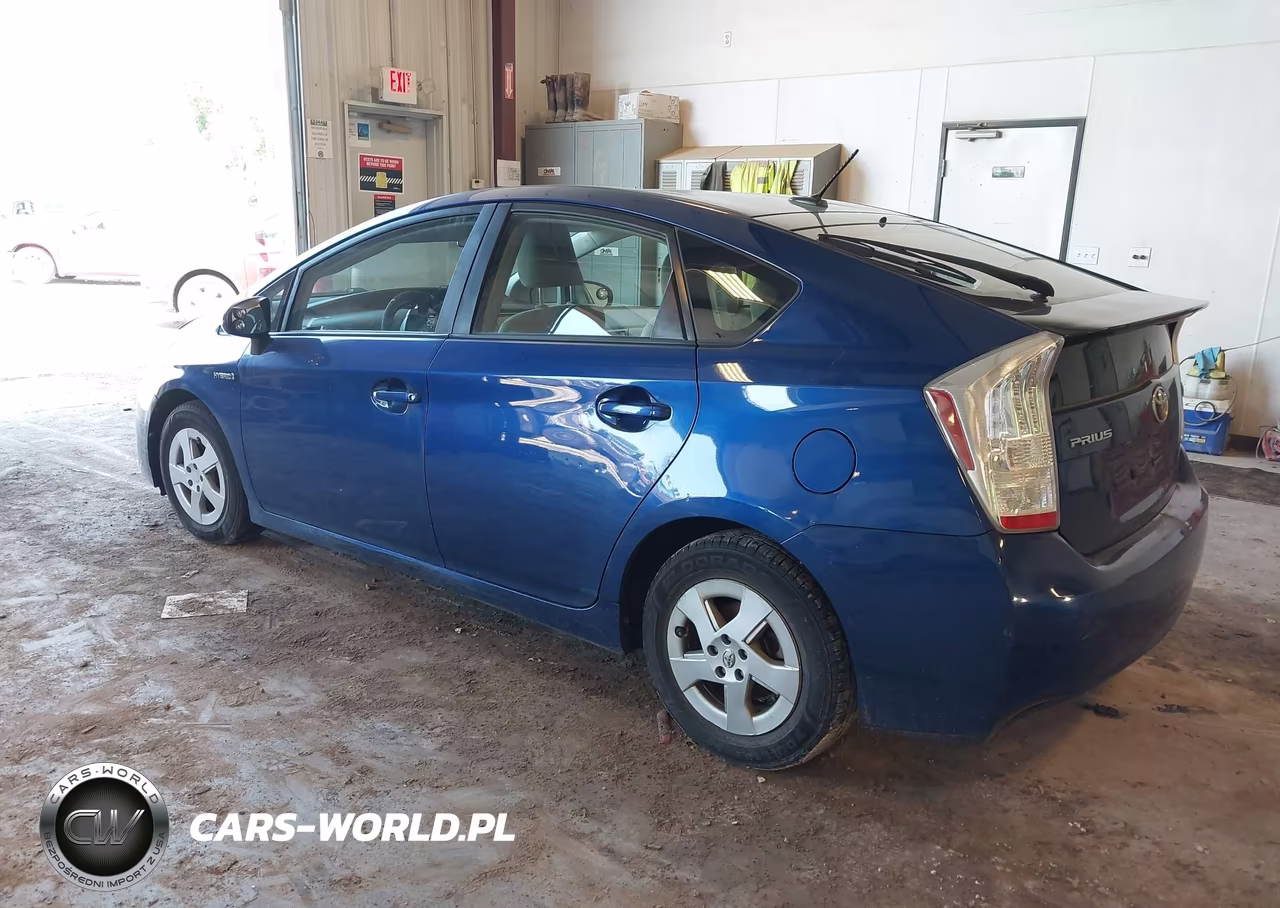2011 Toyota Prius Two VIN:JTDKN3DU3B0258265 - 3