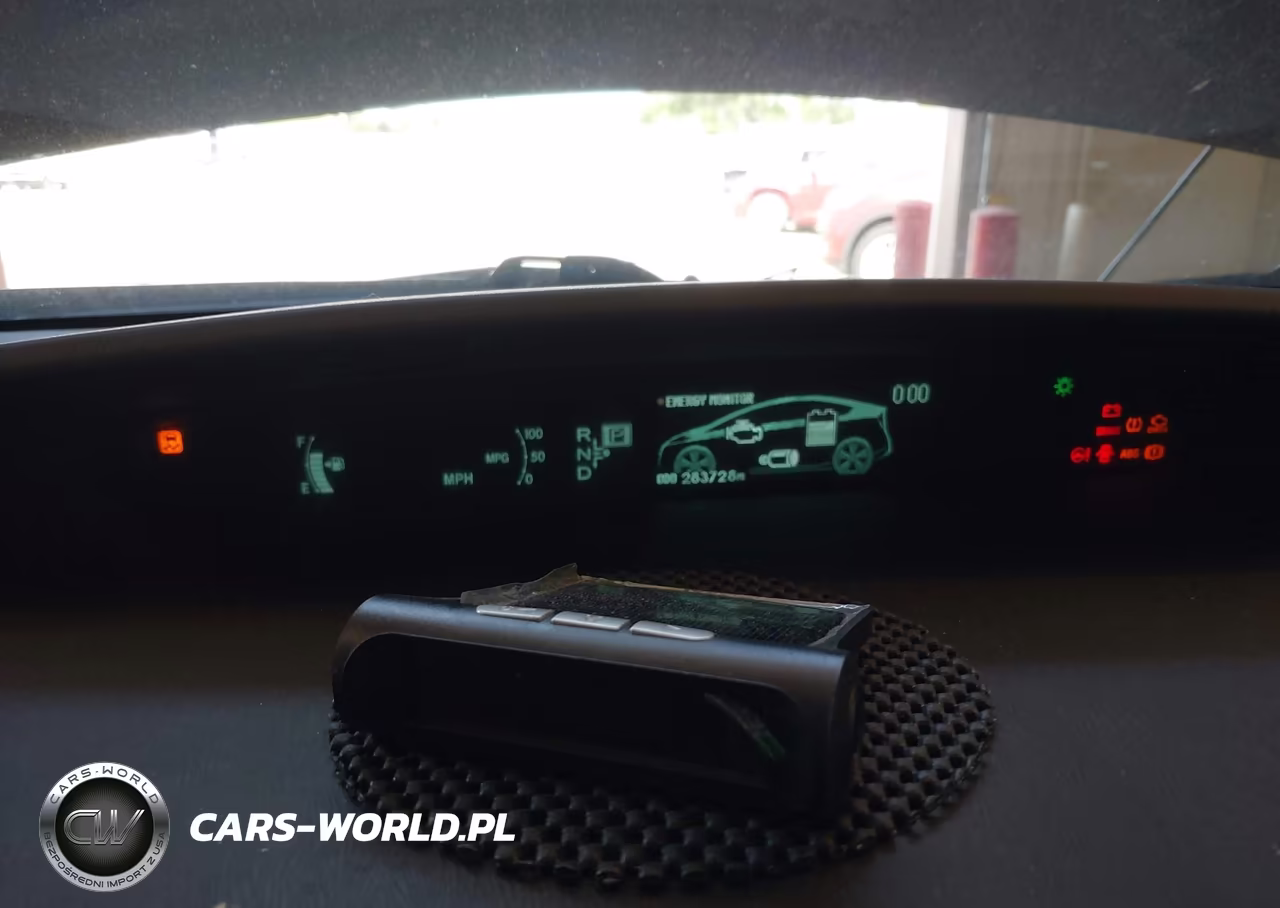 2011 Toyota Prius Two VIN:JTDKN3DU3B0258265 - 7