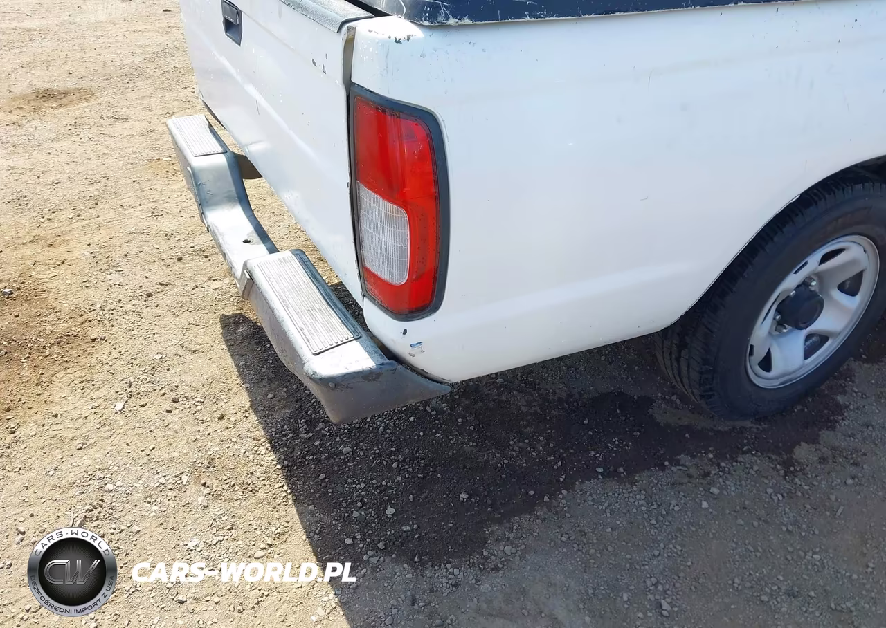 1998 Nissan Frontier Standard-Xe VIN:1N6DD21S8WC367590 - 6